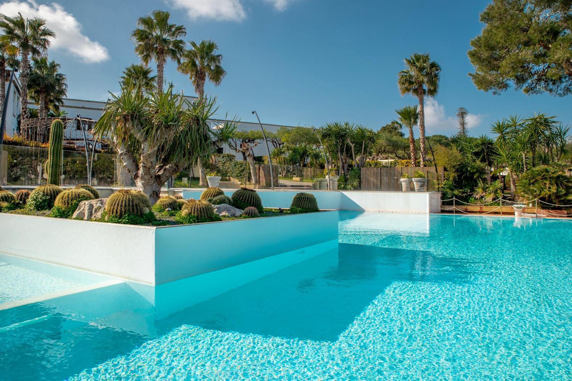 Favorita & Events Hotel 4*